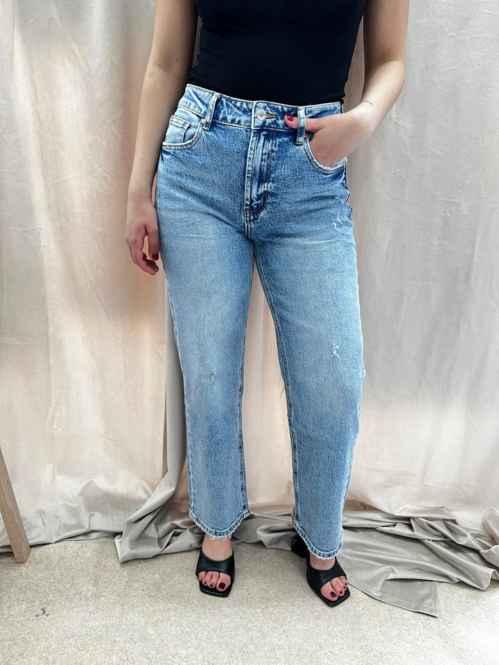 JEANS MOM FIT