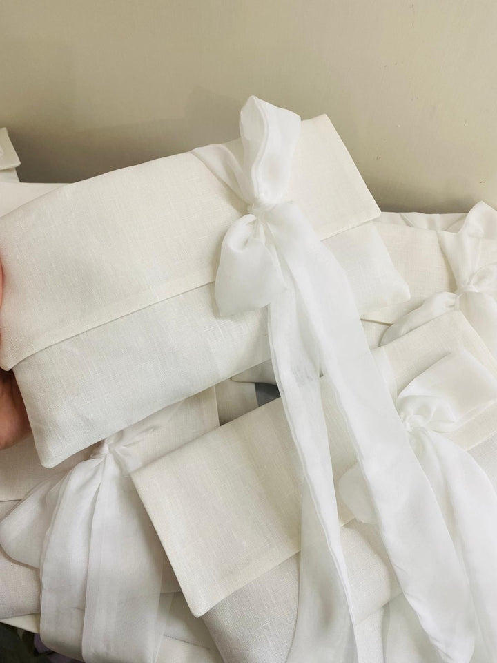 POCHETTE LINO PER INVITATI