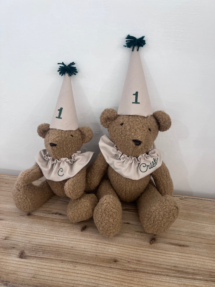 ORSETTO CON CAPPELLO E COLLETTO