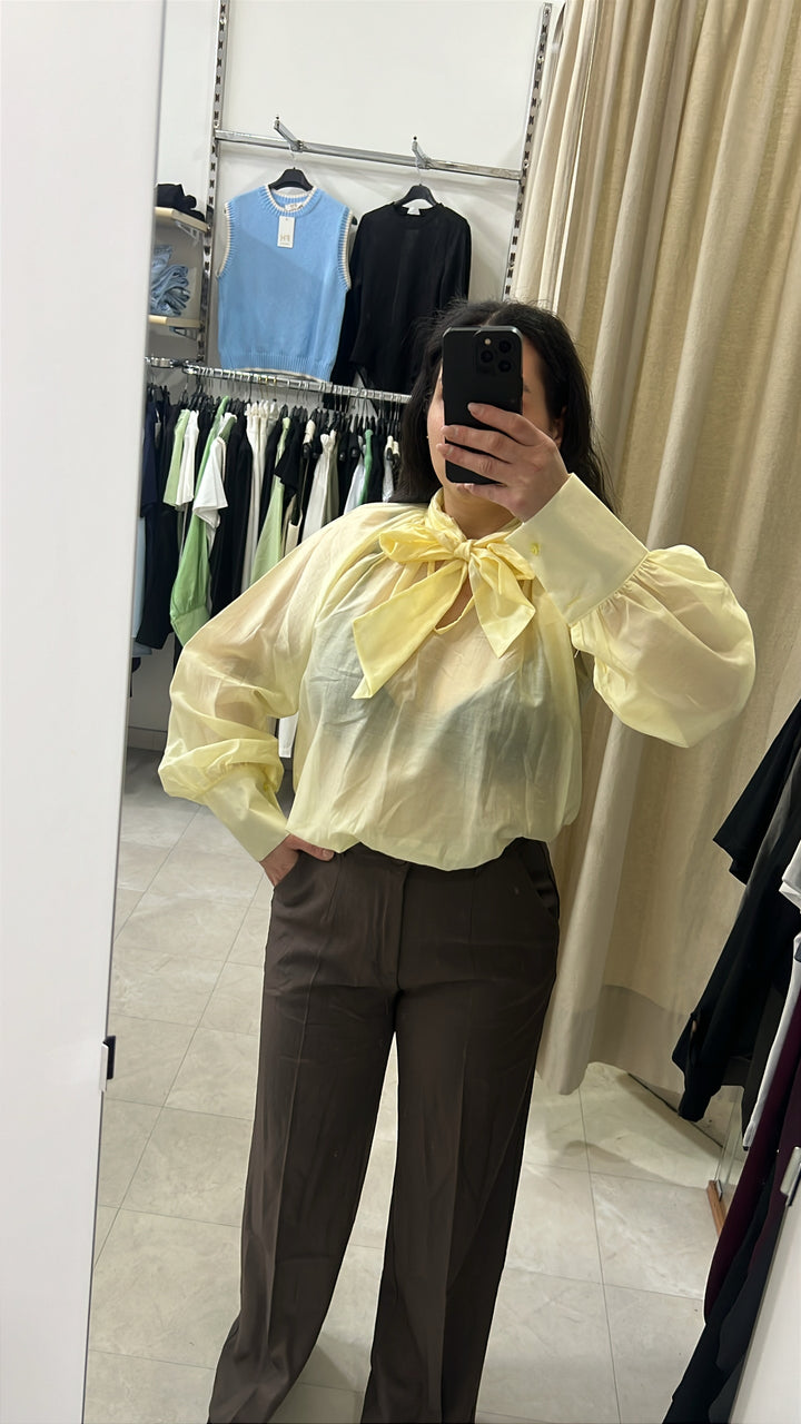 CAMICIA FIOCCO GIALLA