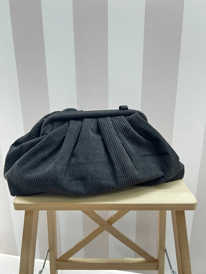 POCHETTE NERA