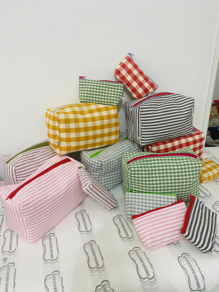 TROUSSE “RIGHE & QUADRI”