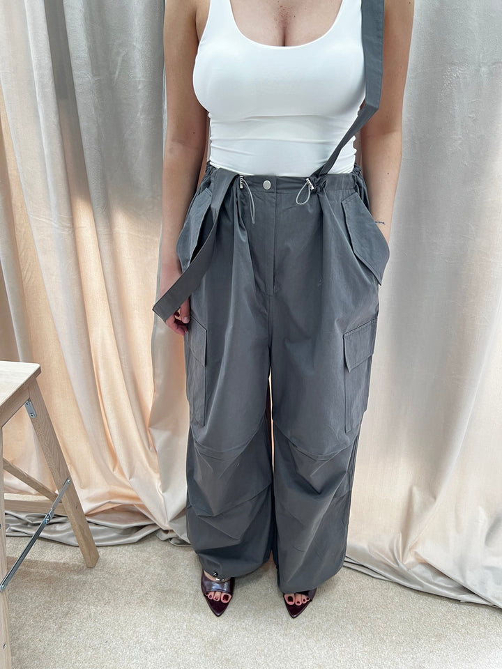 PANTALONI PARACHUTE