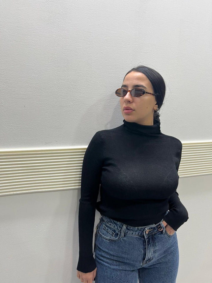 MAGLIONCINO COSTINE COLLO ALTO NERO