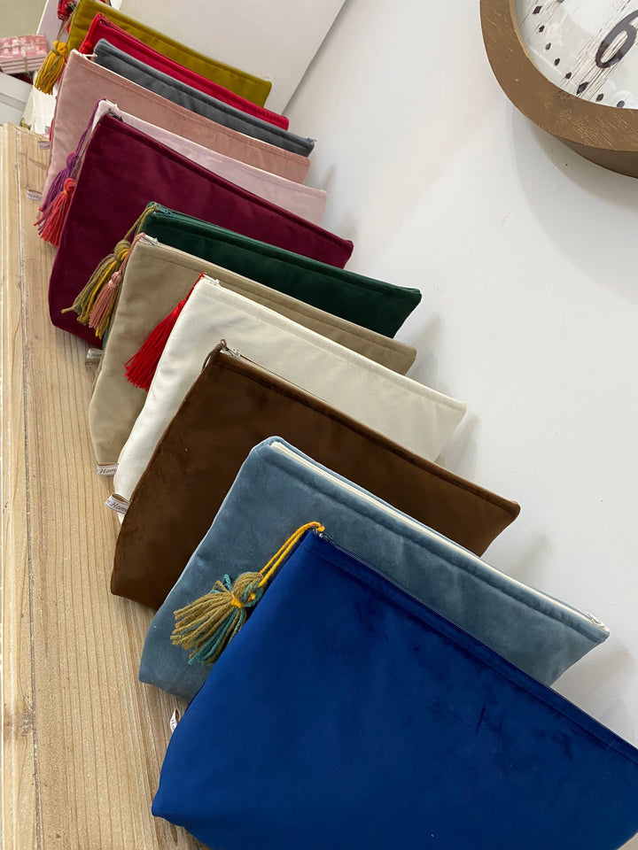 POCHETTE IN VELLUTO CON MANICO